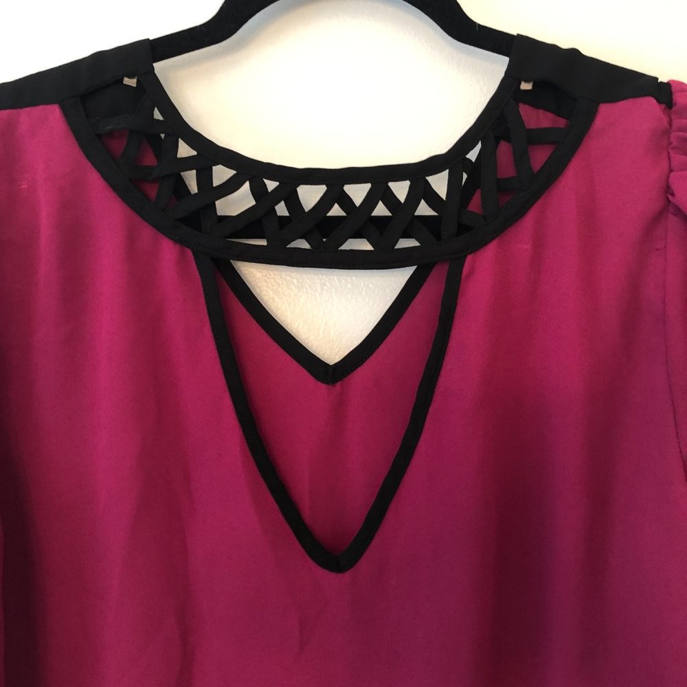 A. Byer Burgundy V-Neck 3/4 Sleeve Blouse | Size XL - Picture 6 of 11